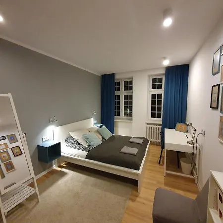 Old Town Chlebnicka Apartman *